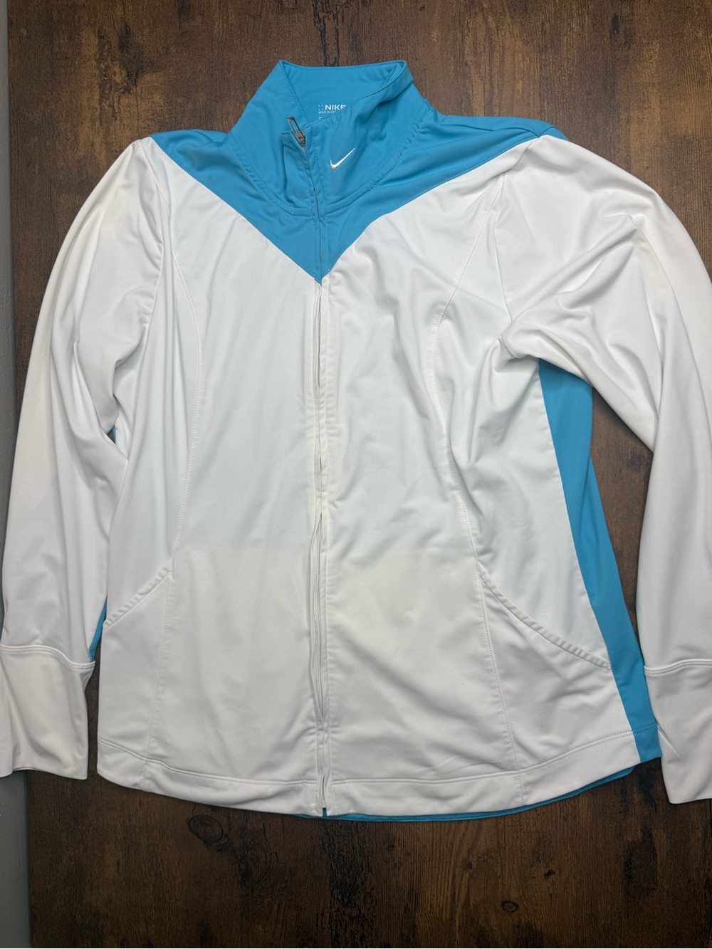 Nike Women’s White & Aqua Full-Zip Dri Fit Golf Jacket Size Large